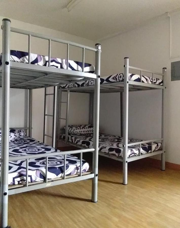 Mang Ben Dormitory Quezon City Esterno foto